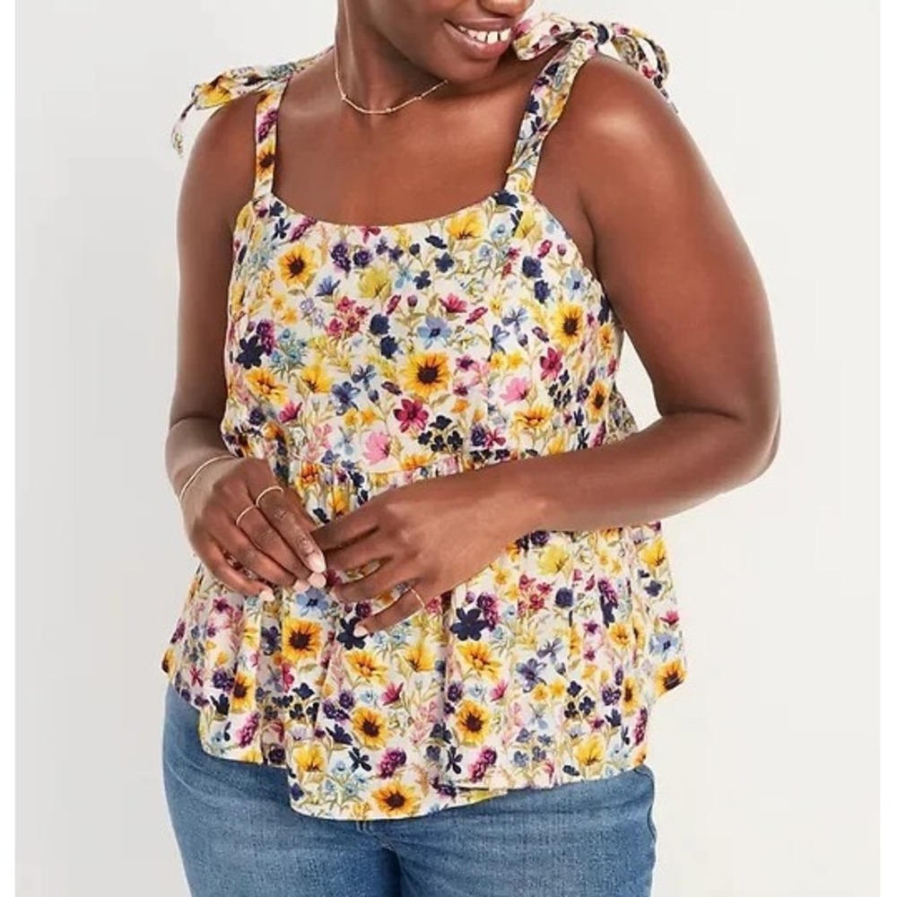 OLD NAVY White/Multi FLORAL Smock Back TIE STRAPS Babydoll BLOUSE/TANK TOP Sz M